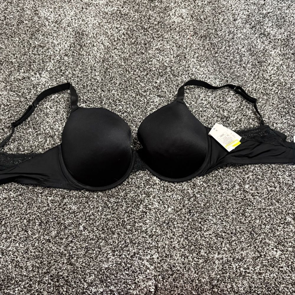 NWT Auden 38 DD Black Padded Bra with Smooth Molded Cups